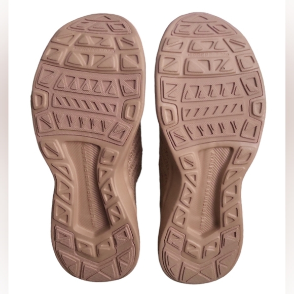 Athletic Propulsion Labs Women's Techloom Wave Sneakers, SIZE 5.5 - Picture 2 of 6